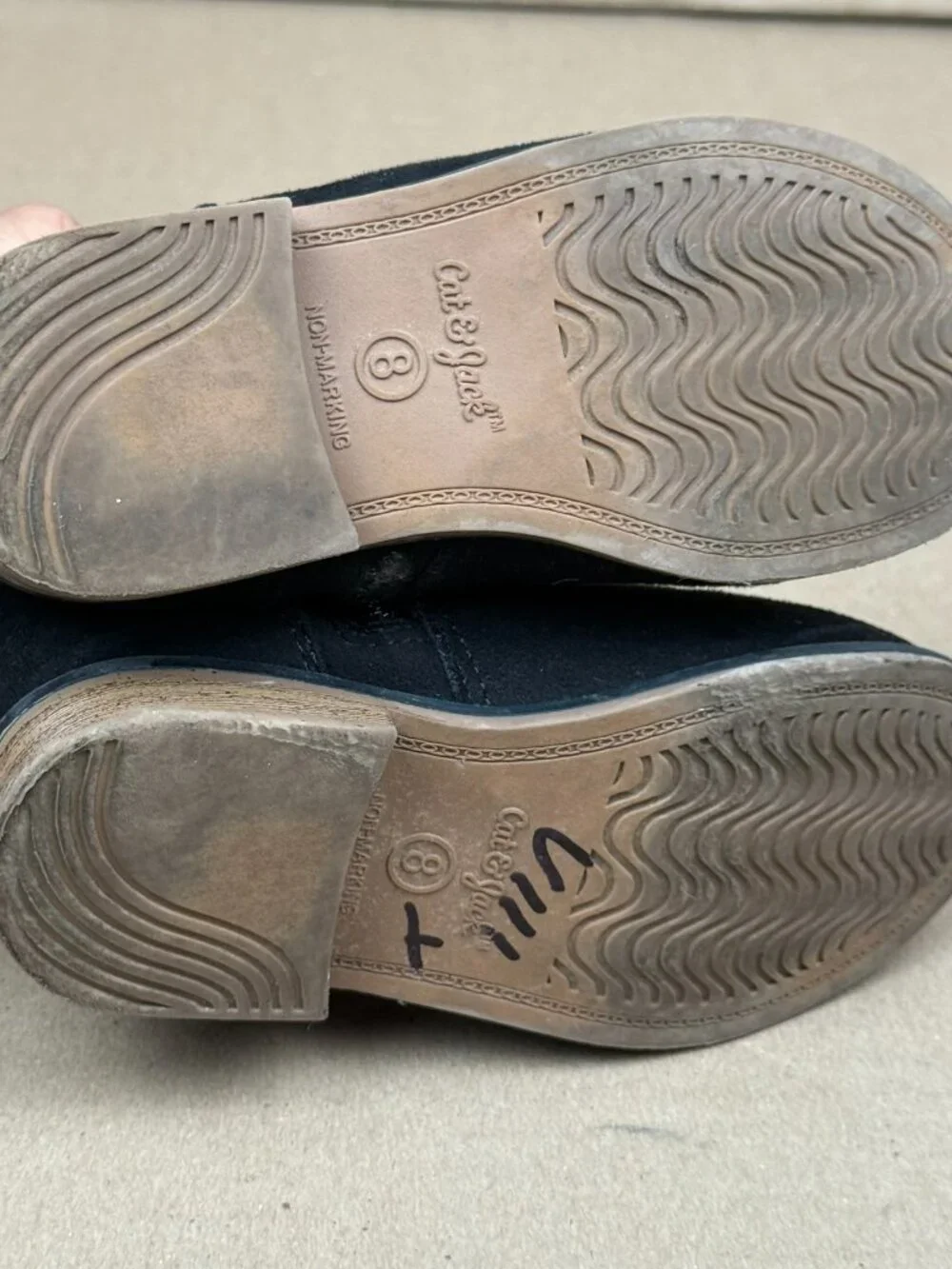 Girls' Cat & Jack Black Glitter Star Ankle Boots size 8
